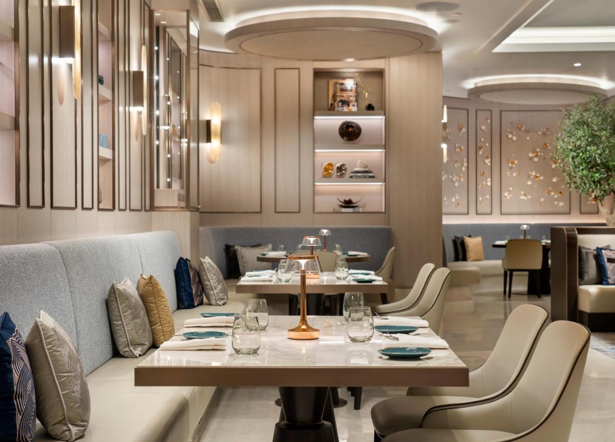 Address Istanbul Istambul Exterior foto The interior of the restaurant