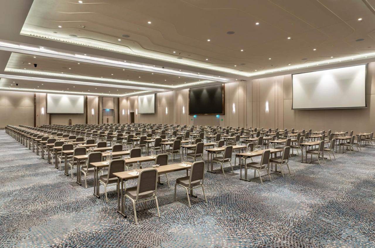 Address Istanbul Istambul Exterior foto The International Conference Centre