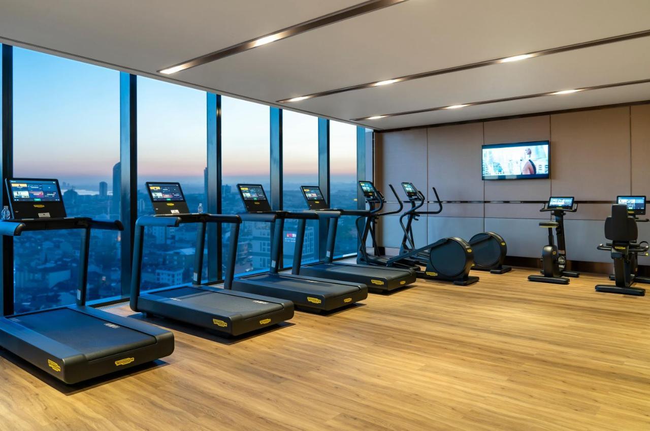 Address Istanbul Istambul Exterior foto The gym at the 57th floor